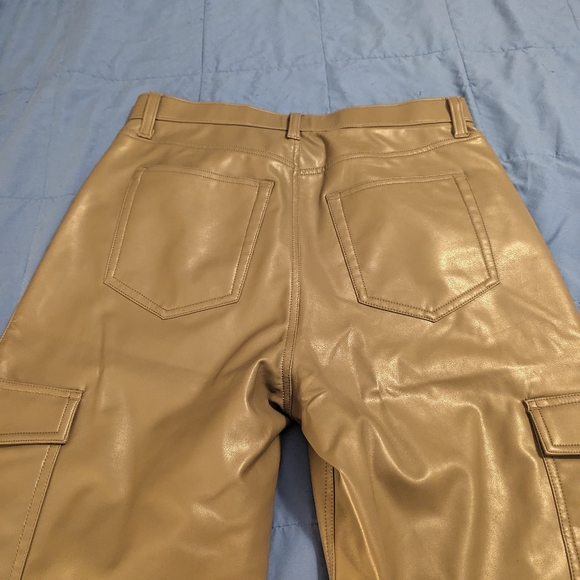 Abercrombie & Fitch Leather Curve Love Cargo 90s Relaxed Pant gray size 14/32 - Picture 3 of 5